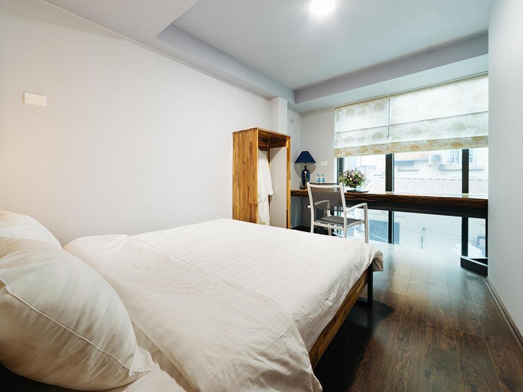 Ha Noi Re Hostel Hanoi Exterior photo